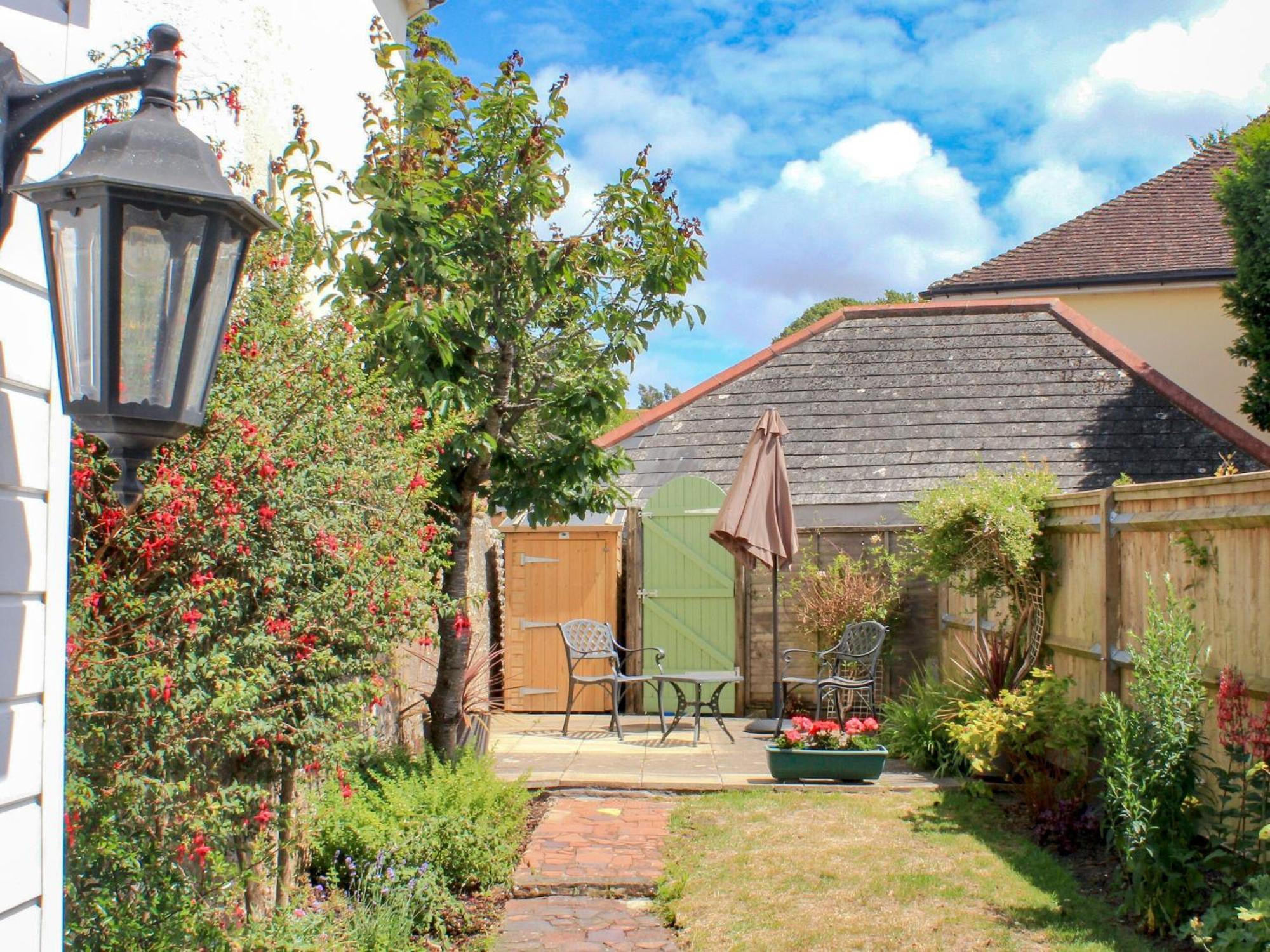Manor * Findon